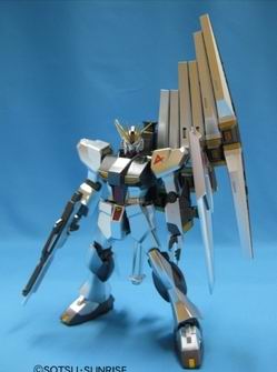 BANDAI 161567 1/144 RX-93V鋼彈/金屬質感款 V GUNDAM(METALIC COATING VER.)