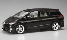 AOSHIMA 047415 1/24 豐田 ESTIMA(GSR)休旅車