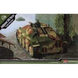 ACADEMY 13230 1/35 WW II德國.陸軍 38T'追獵者'後期生產型坦克殲擊車