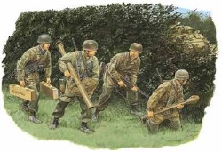 DRAGON 6127 1/35 WW II德國.陸軍 1944年'諾曼地/NORMANDY'戰役空降兵反坦克小組人物組