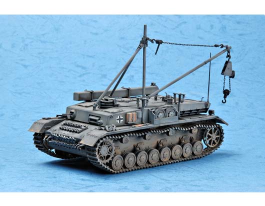 TRUMPETER 00389 1/35 WW II德國.陸軍BERGEPANZER IV四號底盤坦克修理坦克