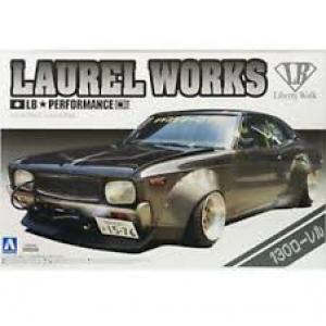 AOSHIMA 011485 1/24 日產汽車 130 LAUREL轎車