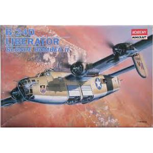ACADEMY 2135 1/72 WW II美國.陸軍 B-24D'解放者'轟炸機