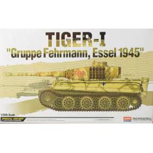 ACADEMY 13299 1/35 WW II德國.陸軍 '老虎I'坦克/1945年駐ESSEL第GRUPPE FEHRMANN營