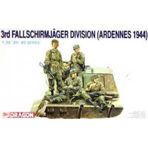 DRAGON 6170 1/35 WW II德國.陸軍 1944年'阿登/ARDENNES'抽菸休憩人物組(二 )