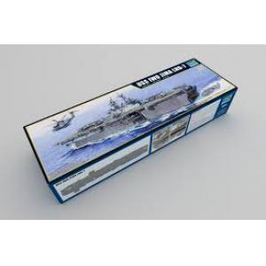 TRUMPETER 05615 1/350 美國.海軍 LHD-7黃蜂級'硫磺島'兩棲攻擊艦
