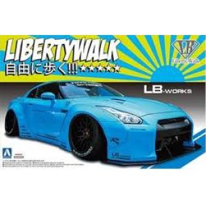 AOSHIMA 054024 1/24 日產汽車  R-35 GT-R'天際線'轎跑車/LB WORKS改裝式樣