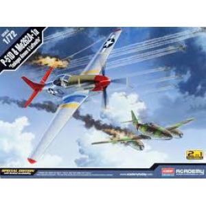 ACADEMY 12435 1/72 WW II美國.陸軍P-51D'野馬'戰鬥機&德國.空軍 Me262-1a'燕'戰鬥機