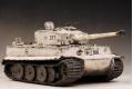 DRAGON 6888 1/35 WW II德國.陸軍 Sd.Kfz.181 Ausf.E'd.Kfz.181 Ausf.E'老虎I'中期生產型帶防磁刻紋坦克/奧托.卡利烏斯-馬利諾夫卡戰役式樣