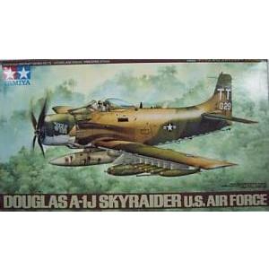 TAMIYA 61073 1/48 美國.空軍 道格拉斯公司 A-1J'天襲者/SKYRAIDER'攻擊機