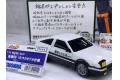 AOSHIMA 009000 1/32 跑車系列-頭文字D#05.豐田汽車 AE86轎跑車(車頭燈開)/騰原拓海/免膠水黏合